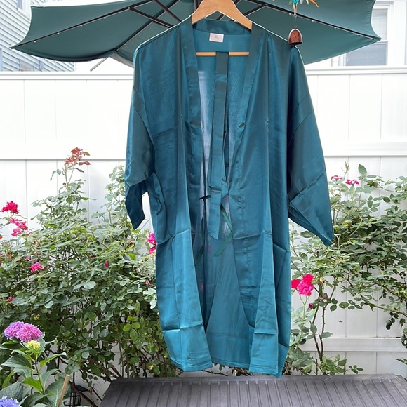 Women’s Green Satin Robe - Picture 5 of 14